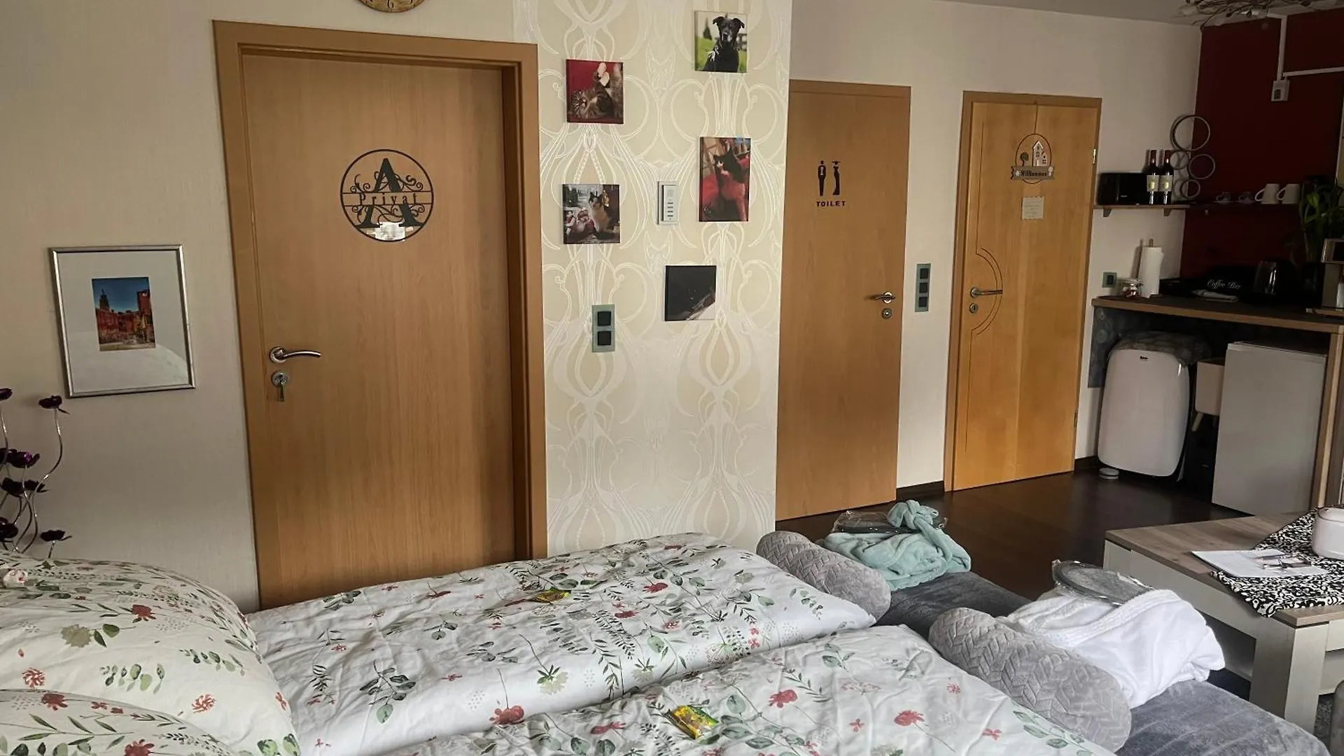 Gaestezimmer In Ratingen Bei Duesseldorf Mit Einem Hauch Luxus Germany